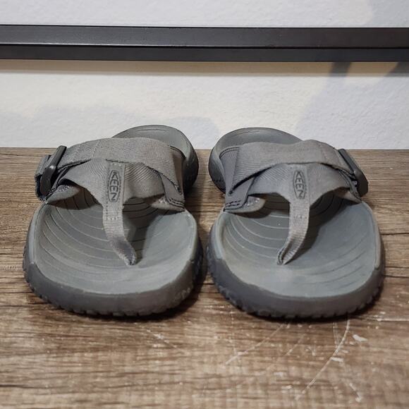 Keen Solr Toe Post Men's Buckle Strap Sport/Beach Sandals Shoes Size 10 Gray - Picture 2 of 9